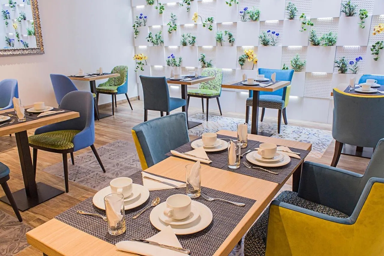 ***  Boutique Hostemplo Sagrada Familia Hotel Barcelona Spanyolország